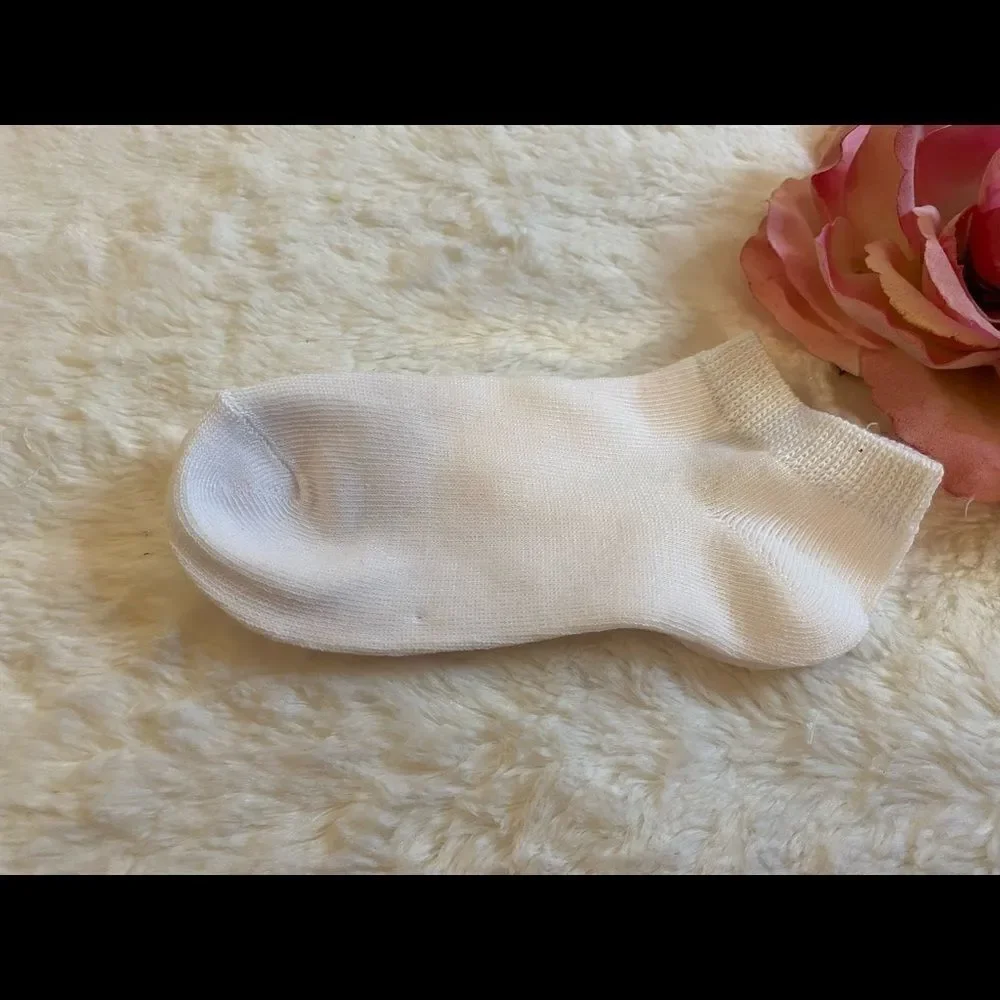 D.I.Y. Girls 6 Pairs of Socks, Bracelet making kit